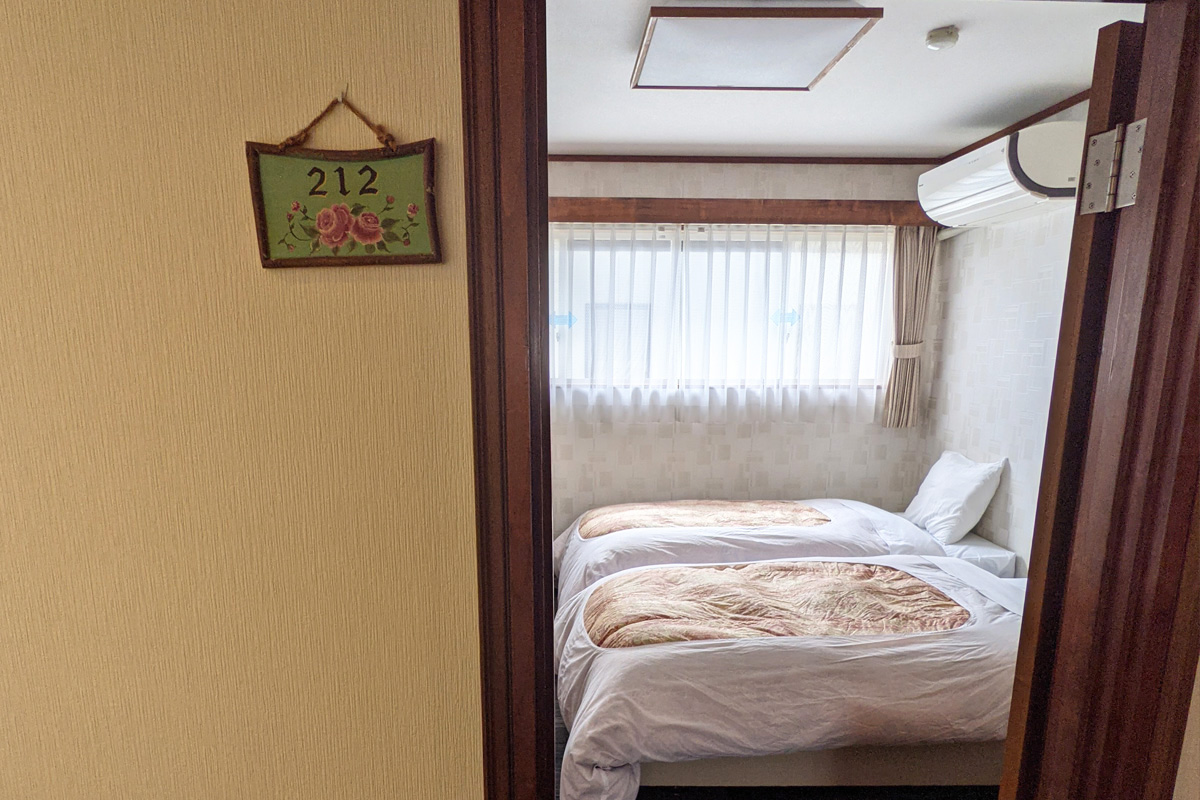 洋室(風呂・トイレなし)03